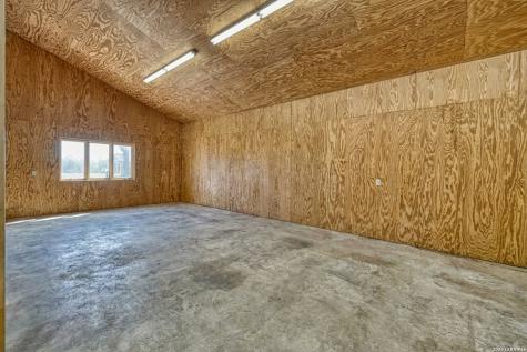 2189 County Road 400 Uvalde TX 78801