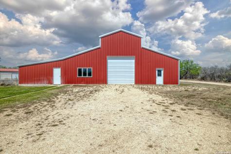 2189 County Road 400 Uvalde TX 78801