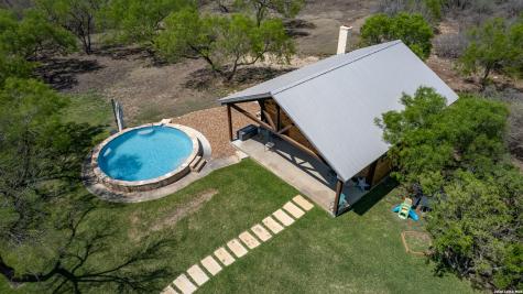 2189 County Road 400 Uvalde TX 78801