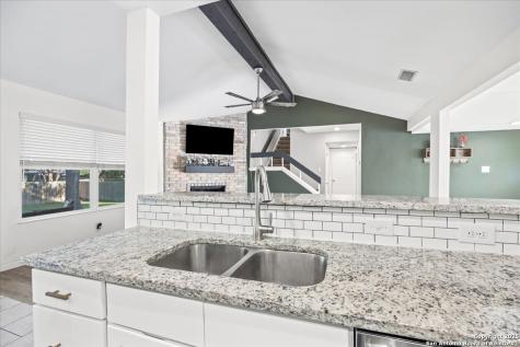 11926 Holm Oaks San Antonio TX 78249
