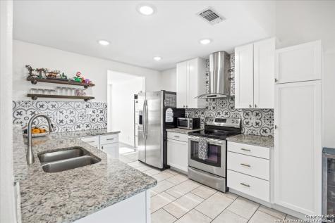 11926 Holm Oaks San Antonio TX 78249