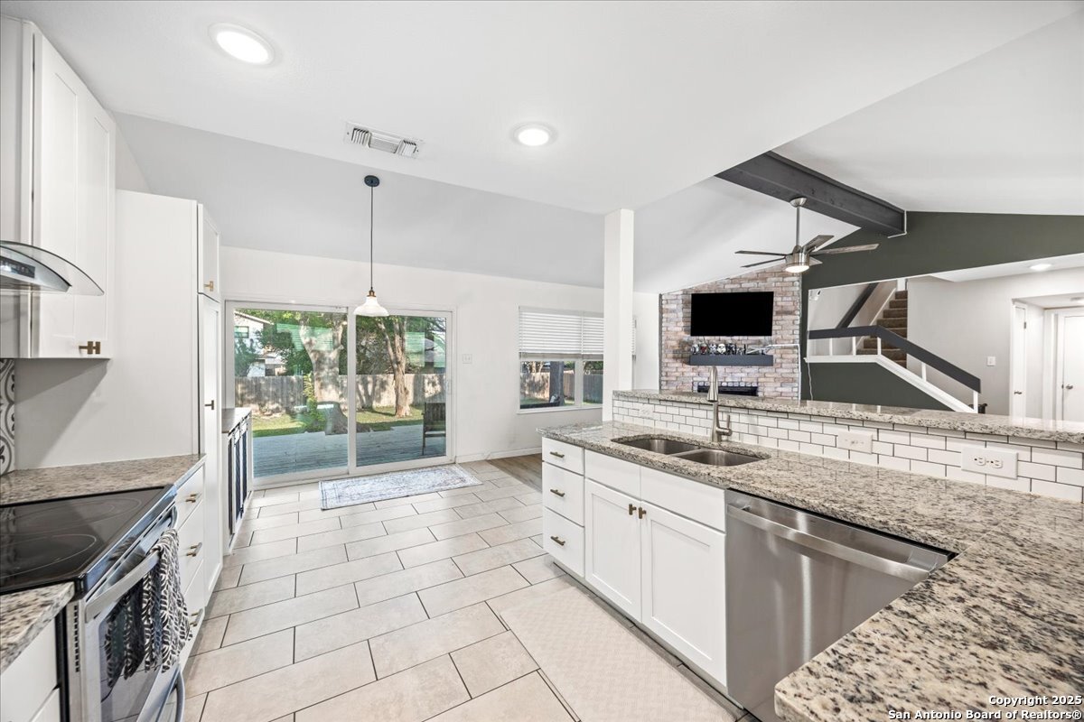 11926 Holm Oaks San Antonio TX 78249