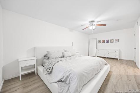 11926 Holm Oaks San Antonio TX 78249