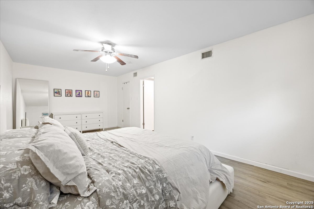 11926 Holm Oaks San Antonio TX 78249