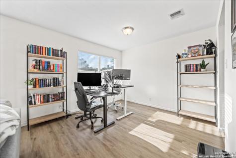11926 Holm Oaks San Antonio TX 78249