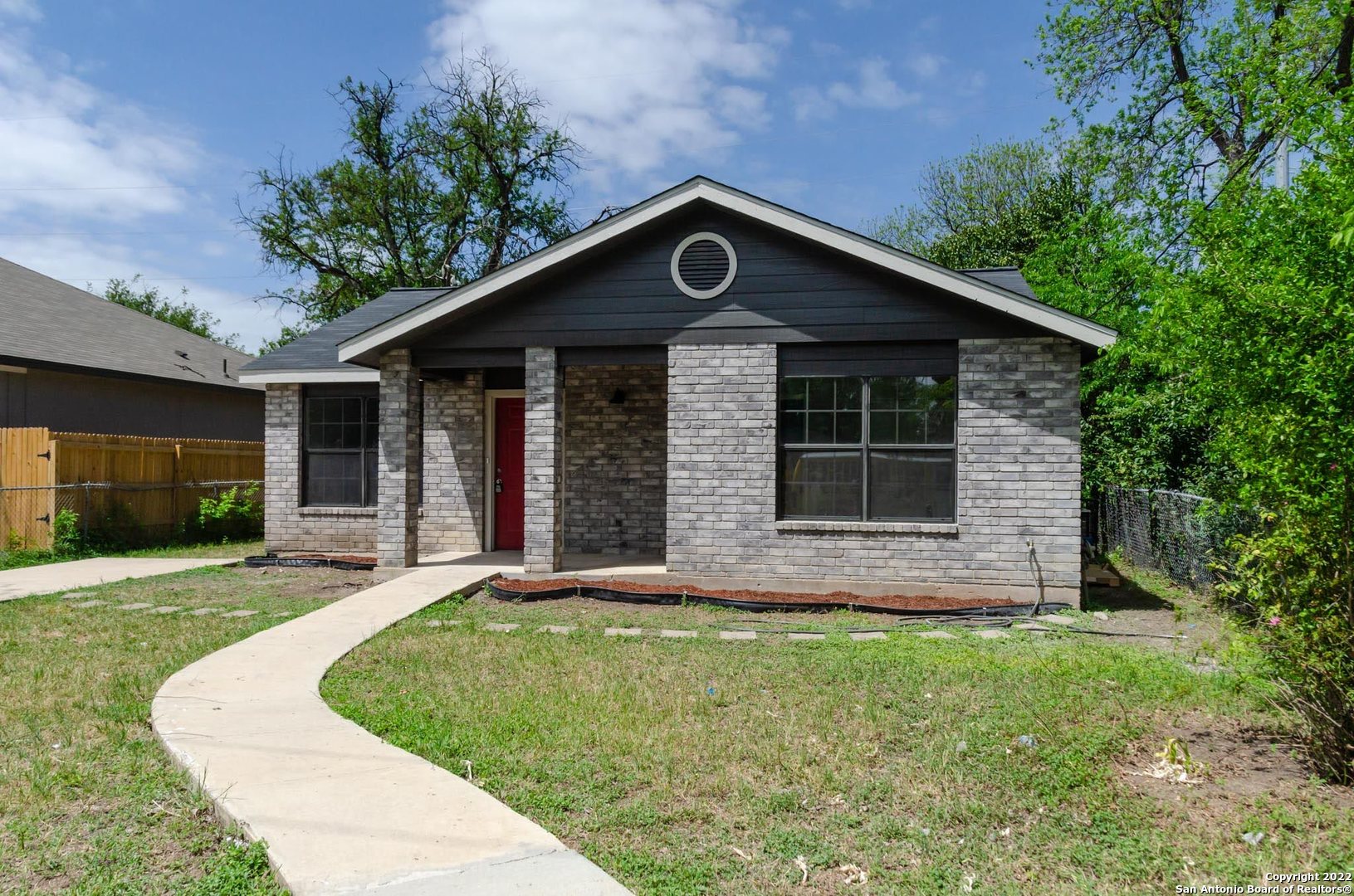 133 S San Ignacio Avenue San Antonio TX 78237
