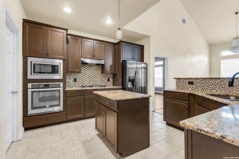 21531 La Pena San Antonio TX 78258