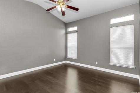21531 La Pena San Antonio TX 78258