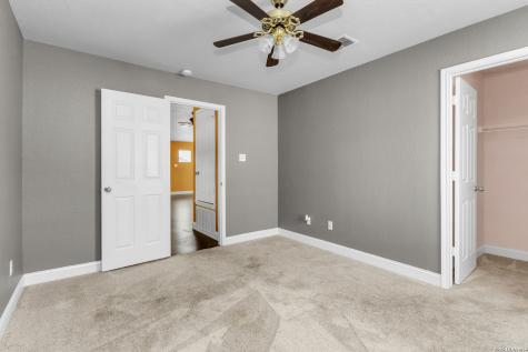 21531 La Pena San Antonio TX 78258