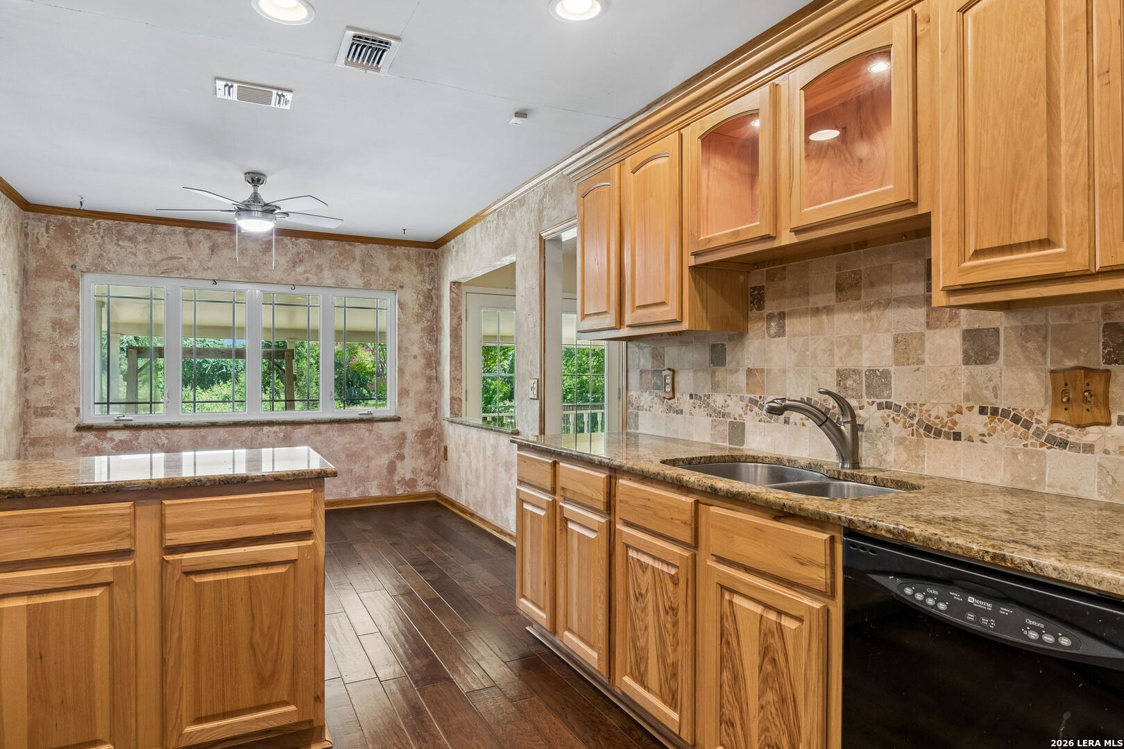 6411 Fox Glen Street San Antonio TX 78247
