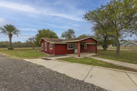16097 Trawalter Road Atascosa TX 78002