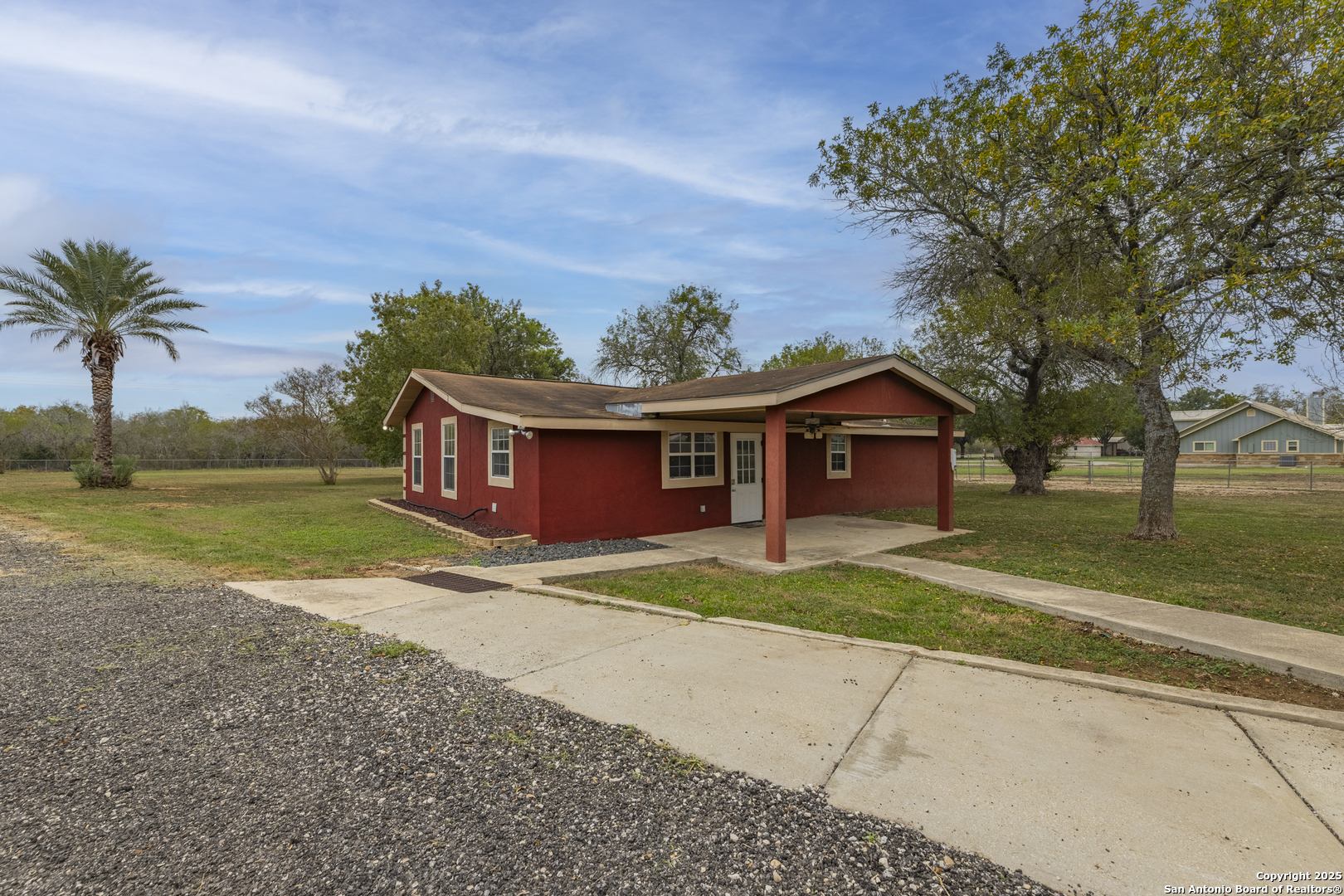 16097 Trawalter Road Atascosa TX 78002