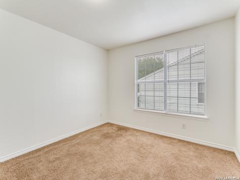 211 Autumn Pass San Antonio TX 78245