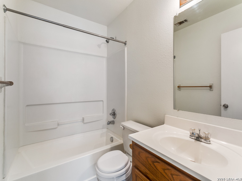211 Autumn Pass San Antonio TX 78245