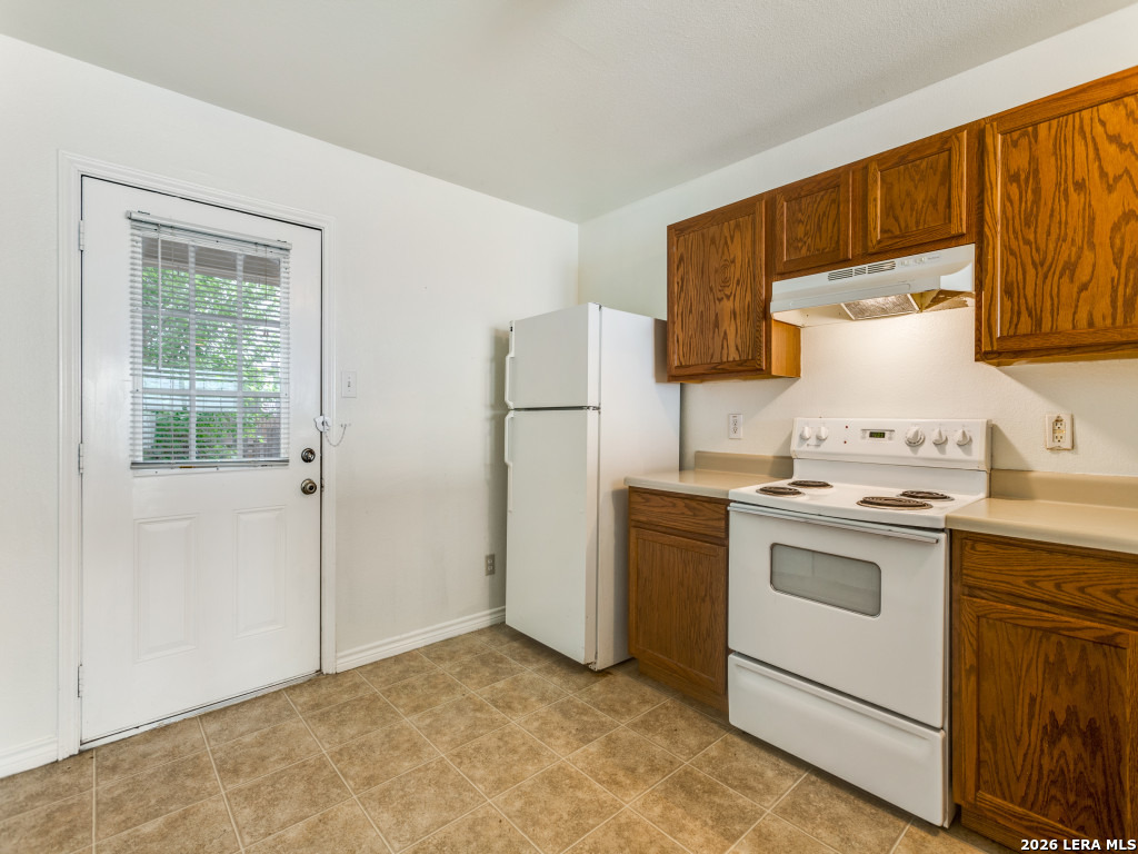 211 Autumn Pass San Antonio TX 78245