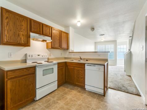211 Autumn Pass San Antonio TX 78245