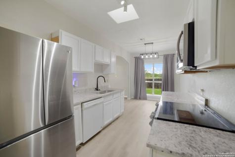 422 Regal View Drive San Antonio TX 78220
