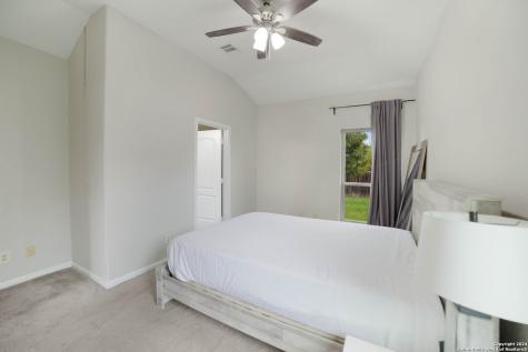 422 Regal View Drive San Antonio TX 78220
