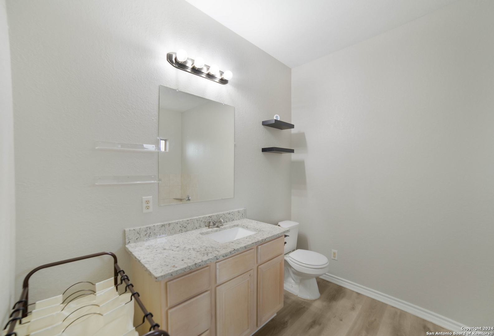 422 Regal View Drive San Antonio TX 78220