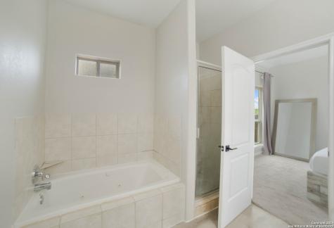 422 Regal View Drive San Antonio TX 78220