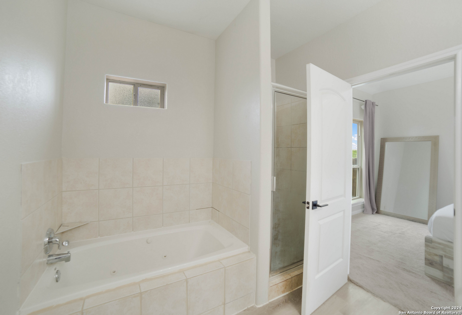 422 Regal View Drive San Antonio TX 78220