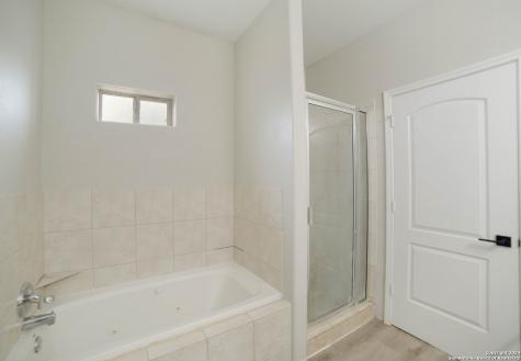 422 Regal View Drive San Antonio TX 78220