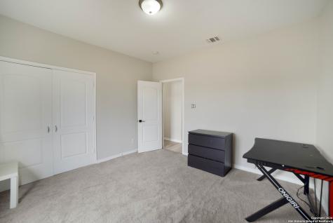 422 Regal View Drive San Antonio TX 78220