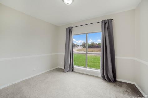422 Regal View Drive San Antonio TX 78220