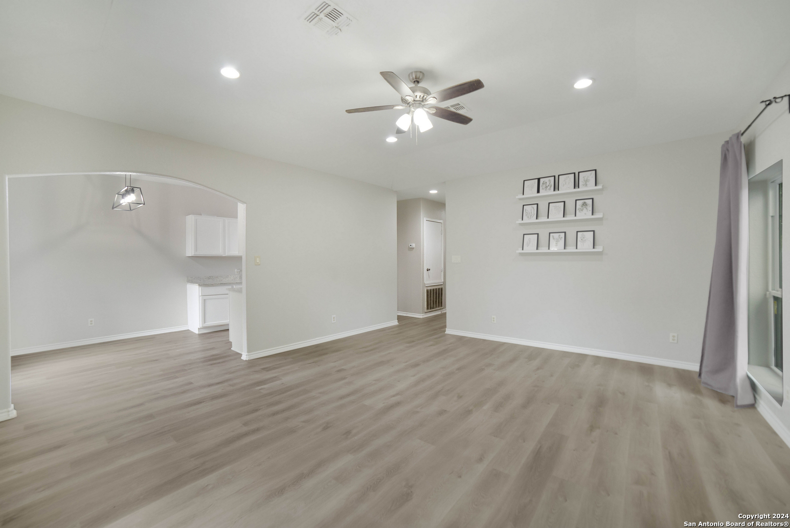 422 Regal View Drive San Antonio TX 78220