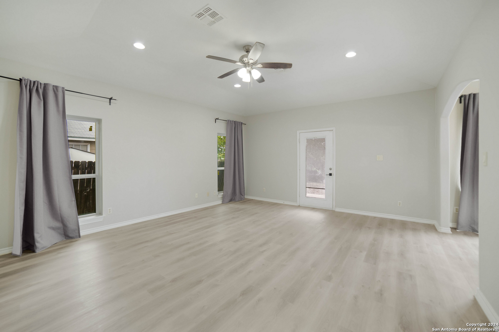 422 Regal View Drive San Antonio TX 78220