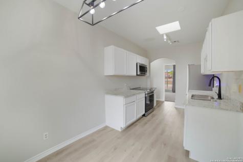 422 Regal View Drive San Antonio TX 78220