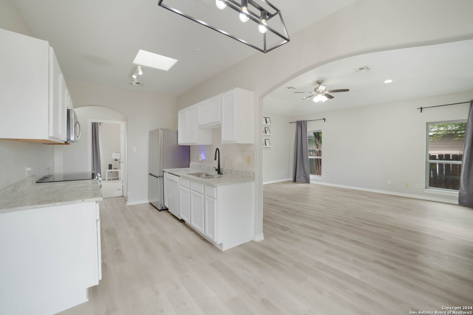 422 Regal View Drive San Antonio TX 78220