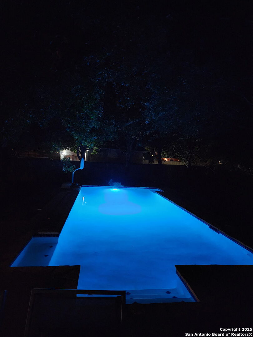 702 Bluff Breeze San Antonio TX 78216