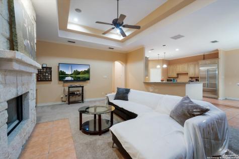 702 Bluff Breeze San Antonio TX 78216