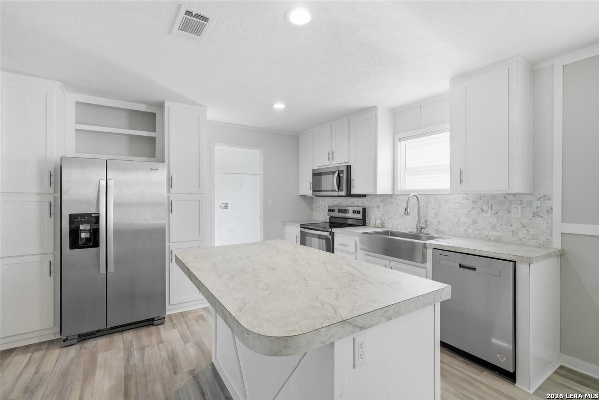 1011 Mark Street George West TX 78022