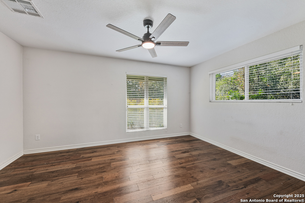 21 Royal Crest New Braunfels TX 78130