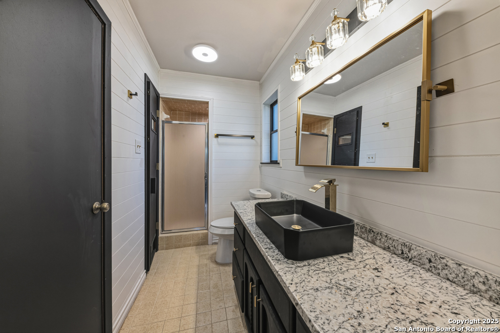 21 Royal Crest New Braunfels TX 78130