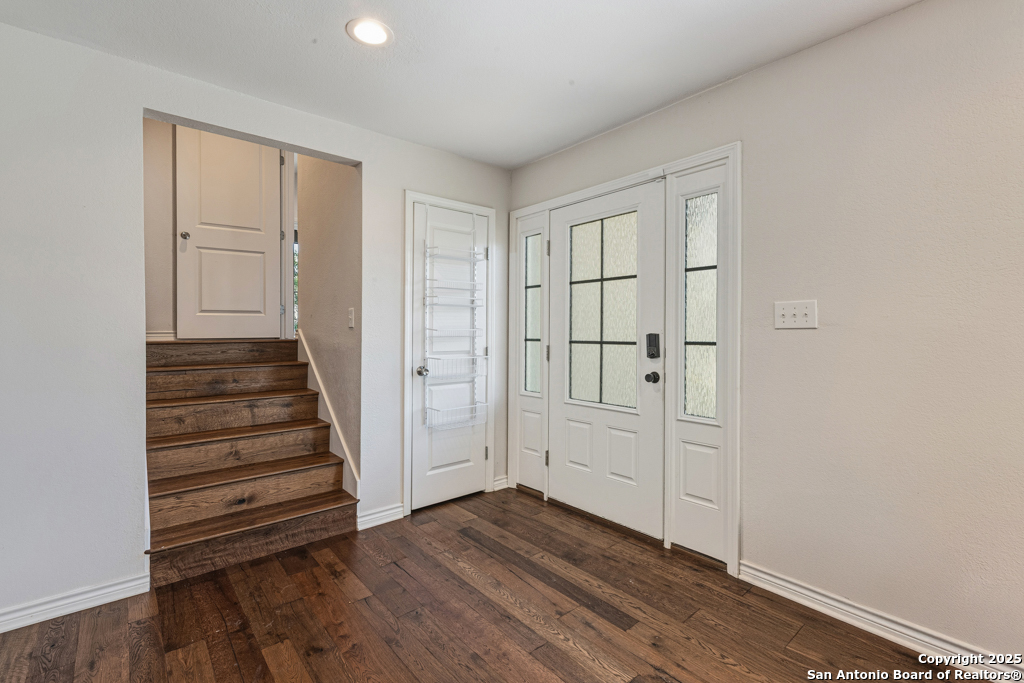 21 Royal Crest New Braunfels TX 78130