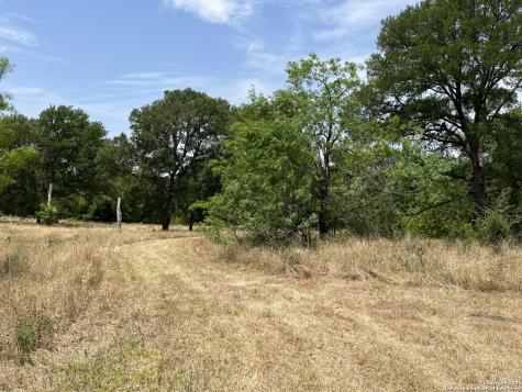 124 Valley Creek Cedar Creek TX 78612
