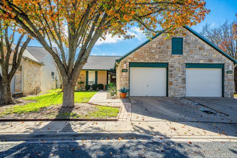 1018 Edinburgh Drive Kerrville TX 78028
