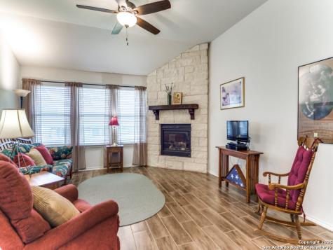 112 Braeburn Boerne TX 78015