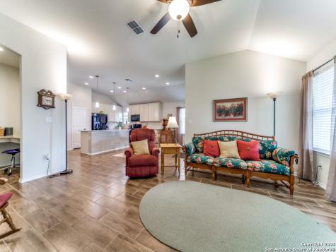 112 Braeburn Boerne TX 78015