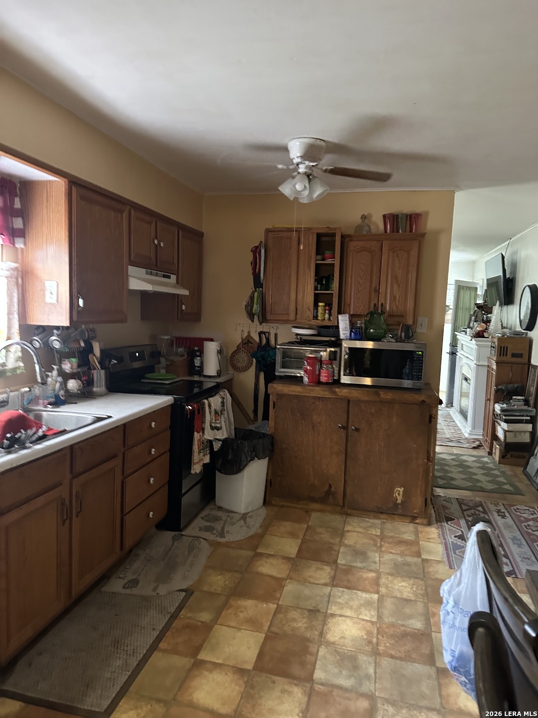 404 W Polk Street Sabinal TX 78801
