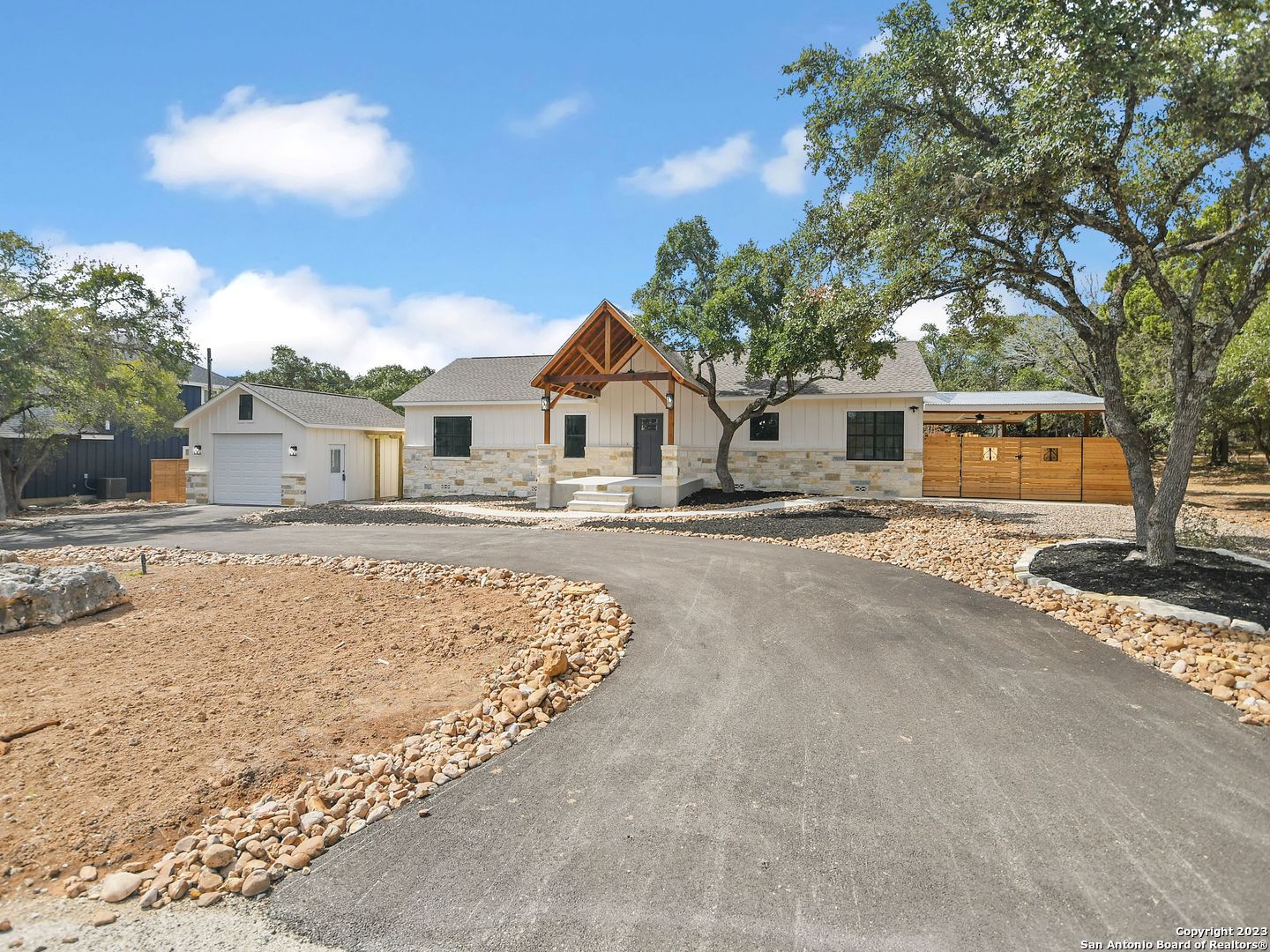 1235 Eastview Drive Canyon Lake TX 78133