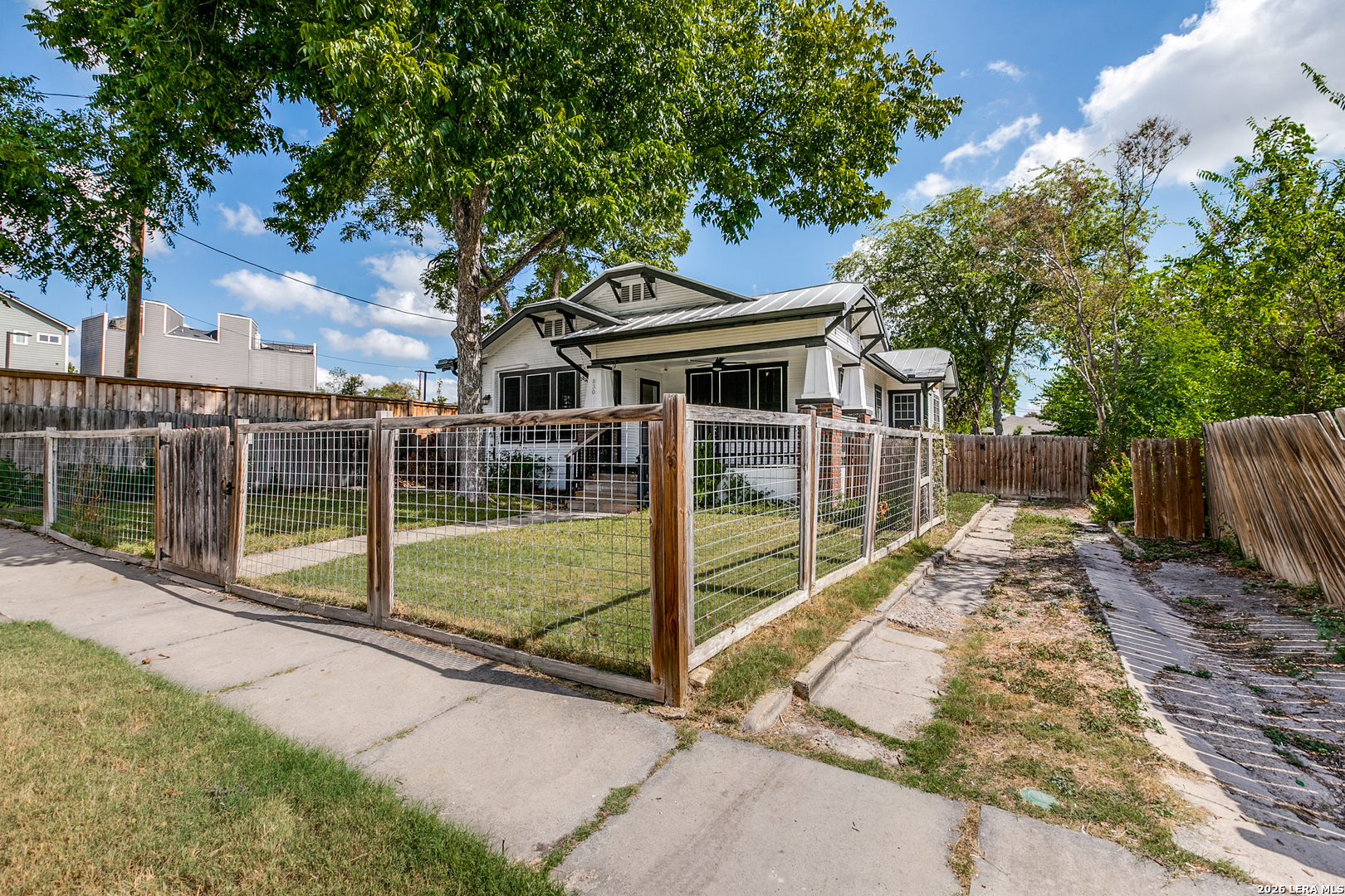 830 E Erie Avenue San Antonio TX 78212
