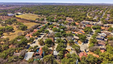 6910 Quail Pines San Antonio TX 78250