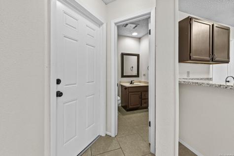 10338 Country Vista San Antonio TX 78240