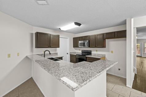 10338 Country Vista San Antonio TX 78240