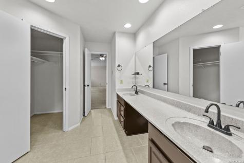 10338 Country Vista San Antonio TX 78240