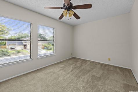 10338 Country Vista San Antonio TX 78240